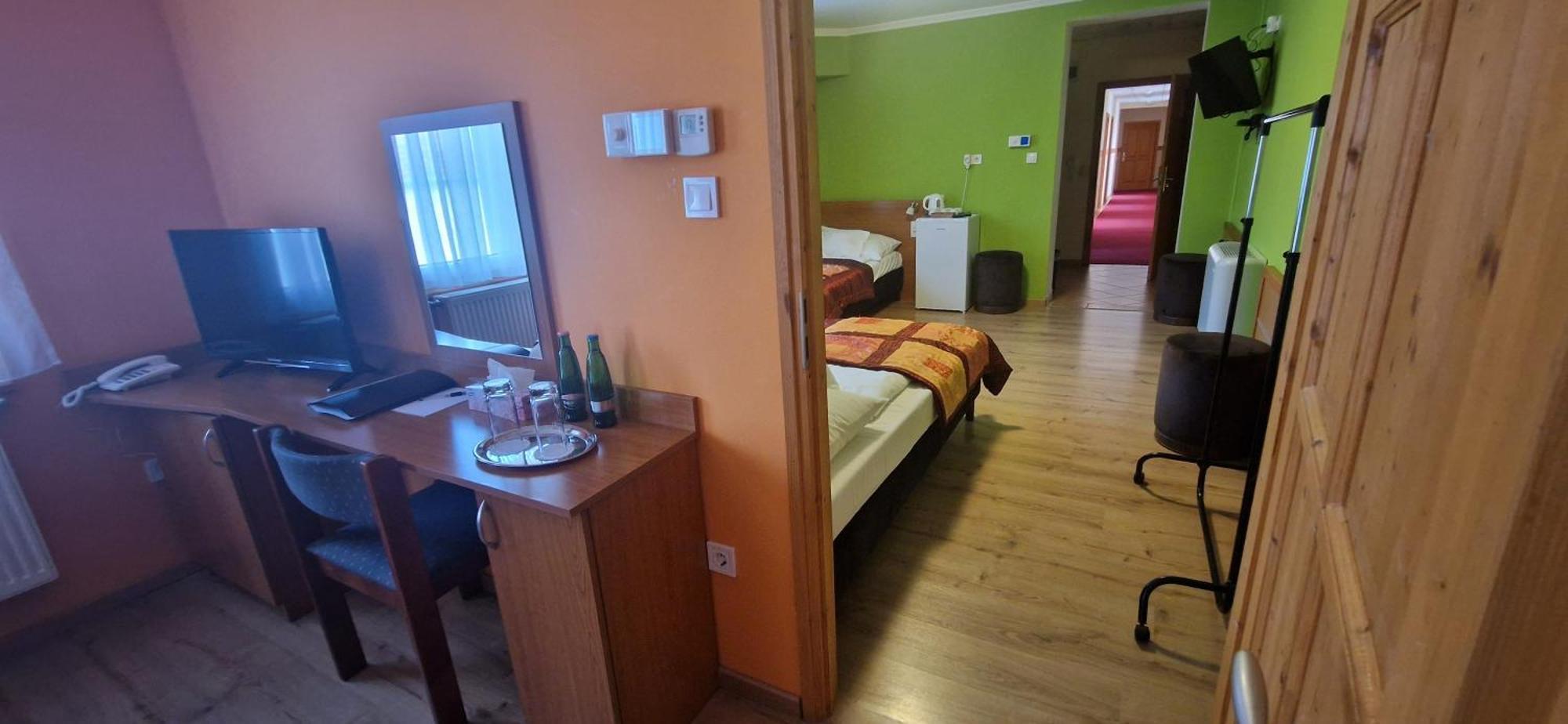 Hotel Patonai Fertőd Esterno foto