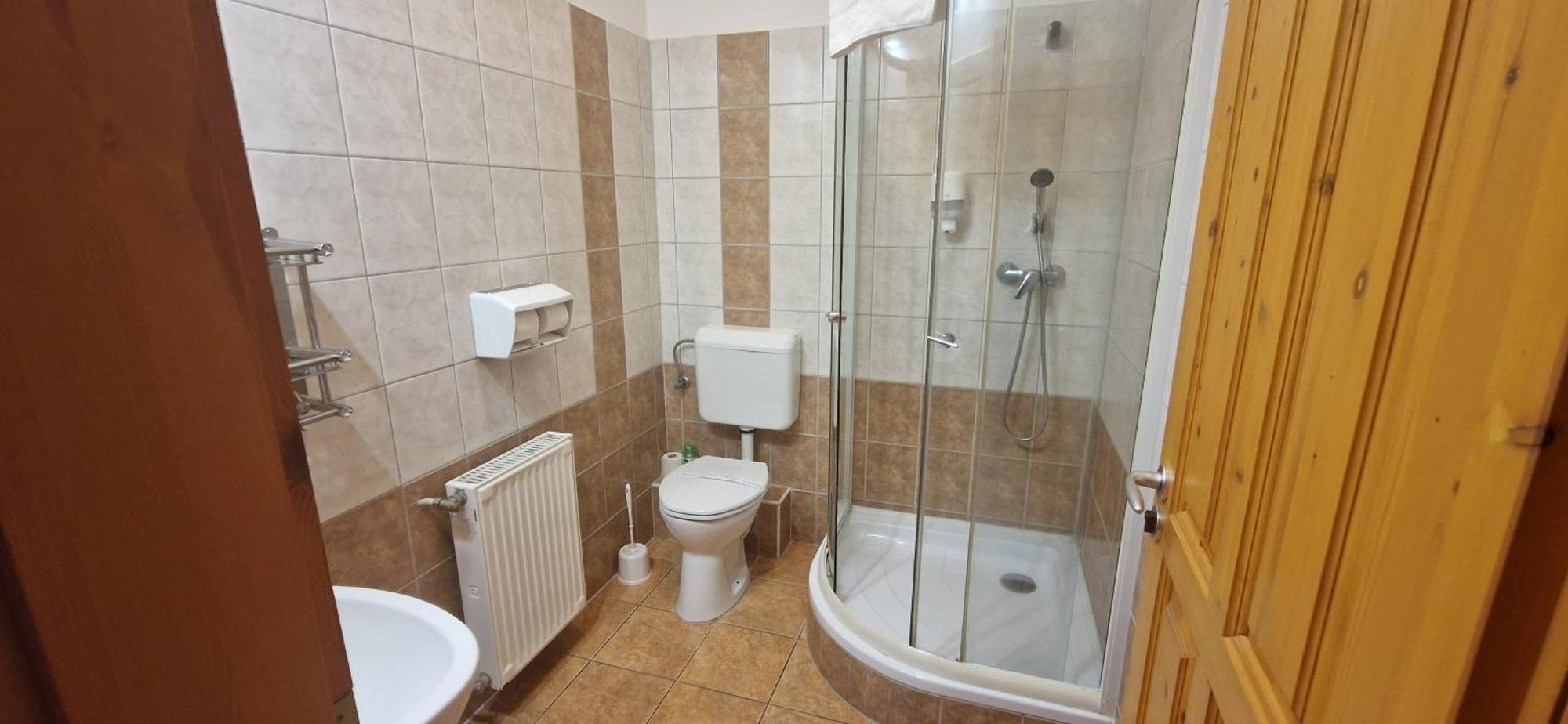 Hotel Patonai Fertőd Esterno foto